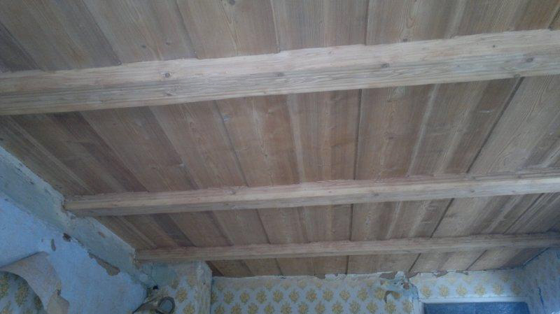 Holzbearbeitung Wohnzimmerdecke